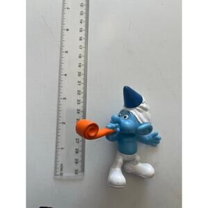 Smurf party guy